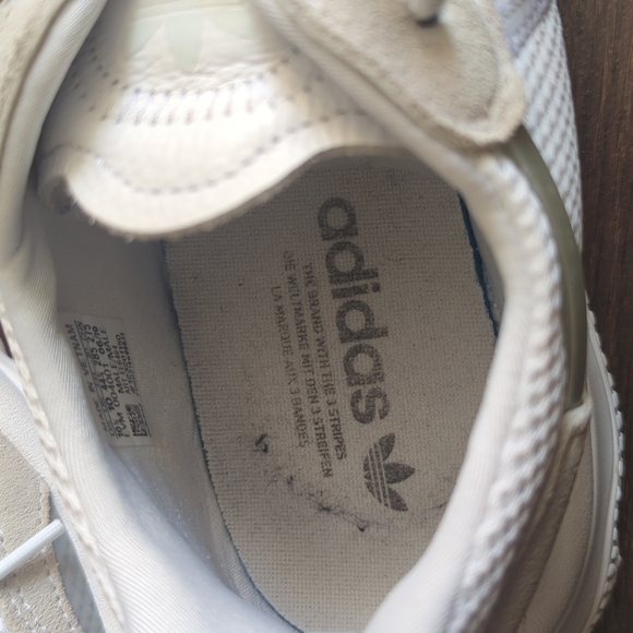 Adidas Originals Ozweego Sneakers - Picture 13 of 15